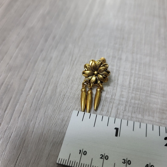 Vintage Floral Drop Dangle Earrings - Picture 6 of 6